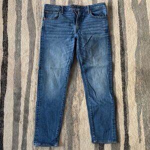American Eagle Outfitters Slim Straight Blue Jeans